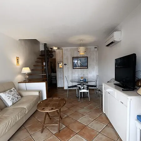 Renovated Duplex With Ac And 2 Terraces Apartmán